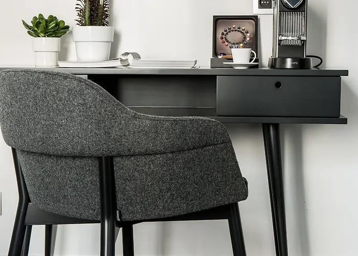 杰内若酒店 酒店 4*