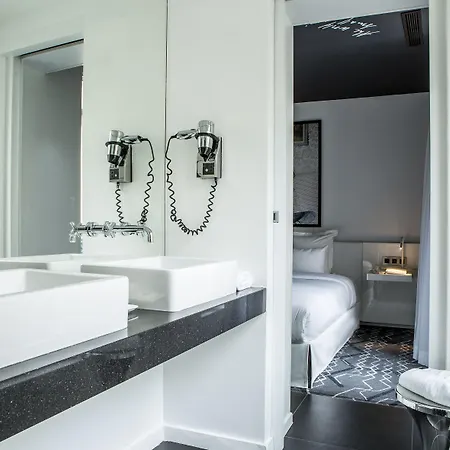 ル ジェネラル オテル 4* パリ