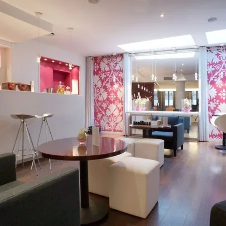 Le Général Hotel 4*