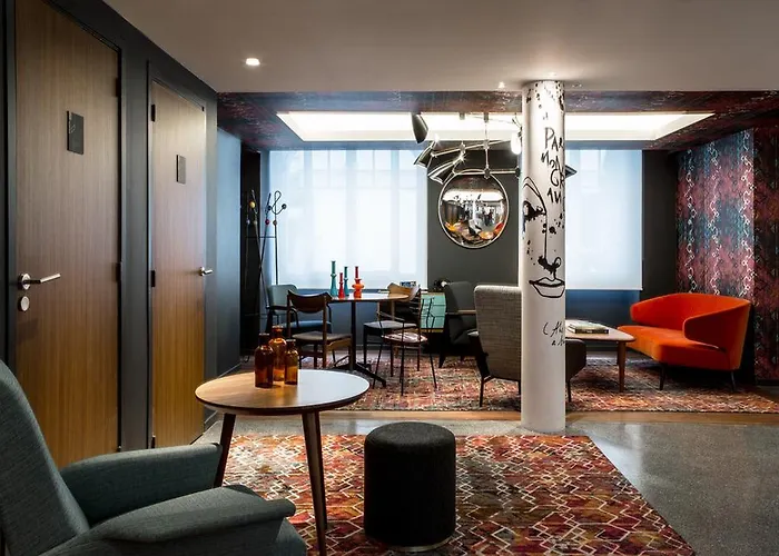 Le Général 4* París