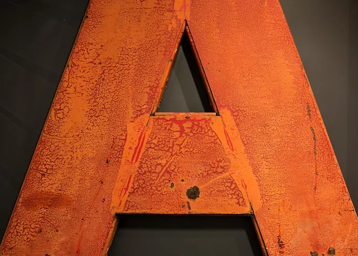 Le General 4* פריז