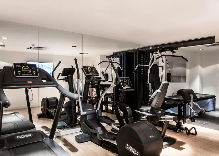 Le General מלון פריז